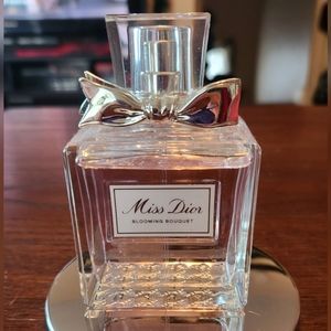 Miss Dior Blooming Bouquet